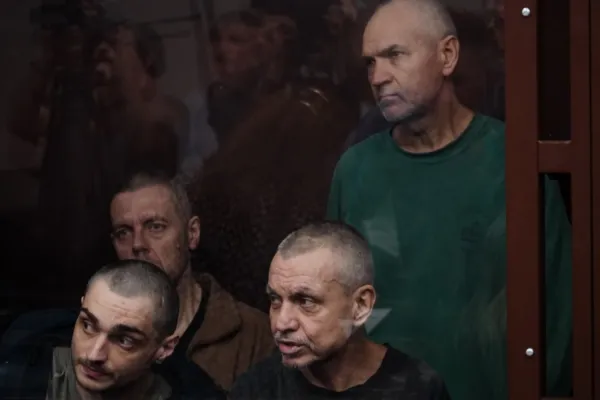 Rușii au predat un grup de prizonieri ucraineni Ungariei. Asta complică relațiile dintre Budapesta și Kiev.