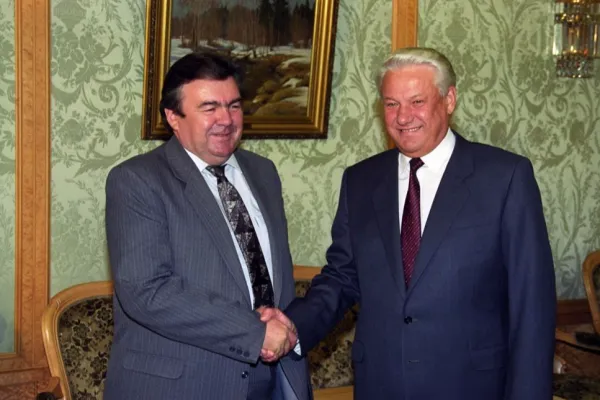 A murit primul preşedinte al Republicii Moldova, Mircea Snegur