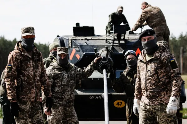 FAKE NEWS: Ucrainenii nu învață ceva util din instrucția NATO