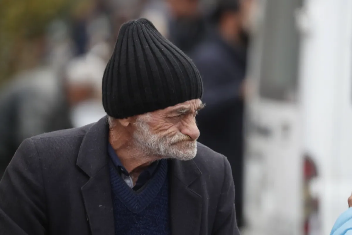 Thousands of ethnic Armenians flee breakaway region of Nagorno-Karabakh