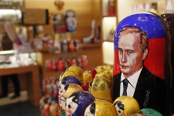 Presa rusă independentă: cum se cumpără opinii pro-Putin și îndoctrinarea copiilor