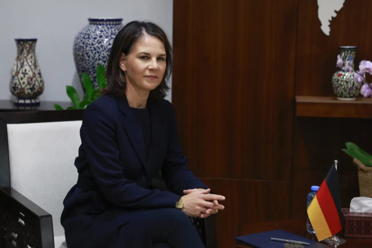 Ministrul german al Afacerilor Externe, Annalena Baerbock, participă la o întâlnire cu premierul palestinian Mohammad Shtayyeh la Ramallah, Cisiordania, 11 noiembrie 2023.