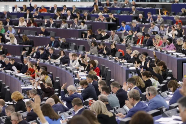 Parlamentul European aprobă propunerea de modificare a tratatelor UE pentru simplificarea procesului decizional