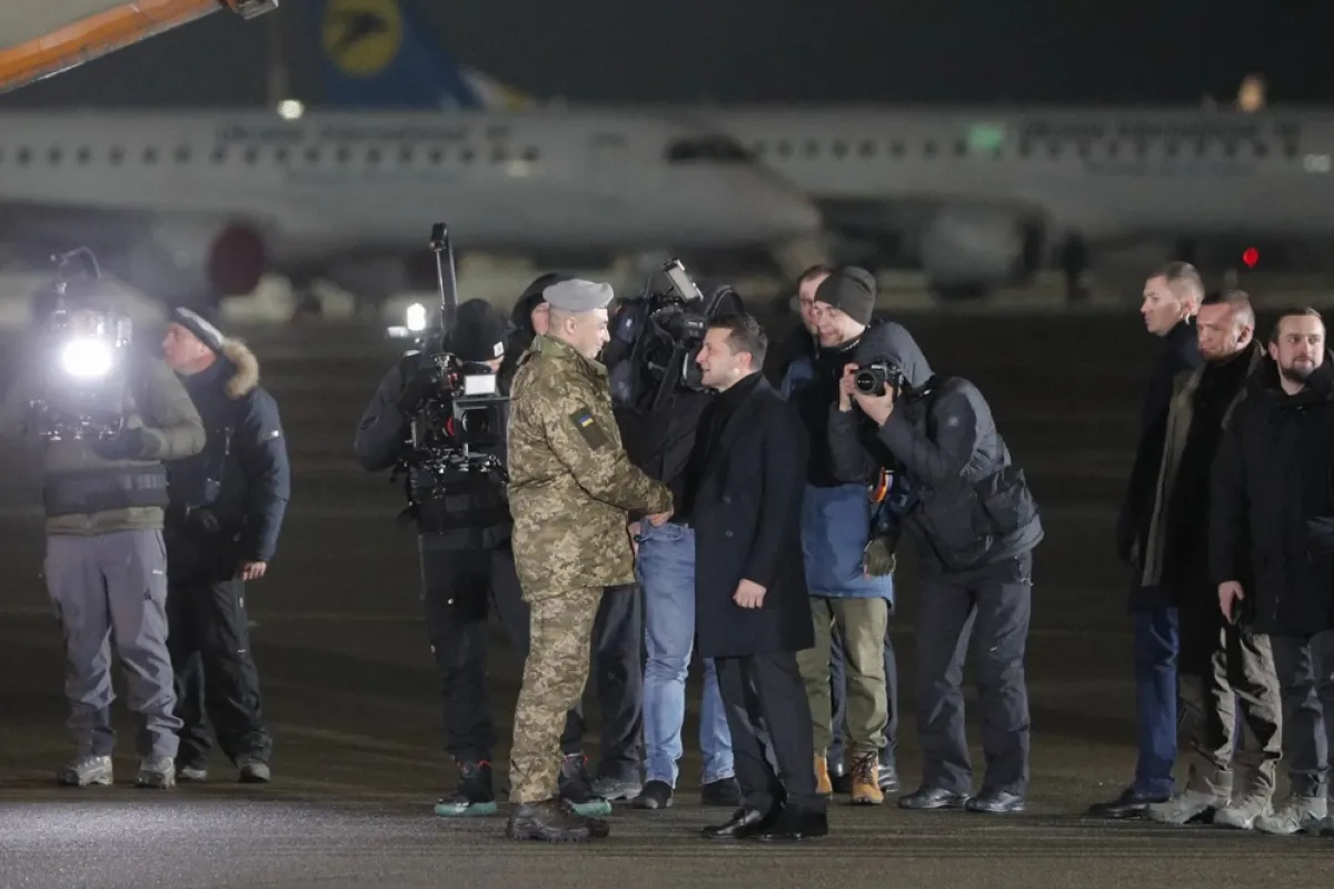 Ukraine and Pro-Russian separatists swap prisoners