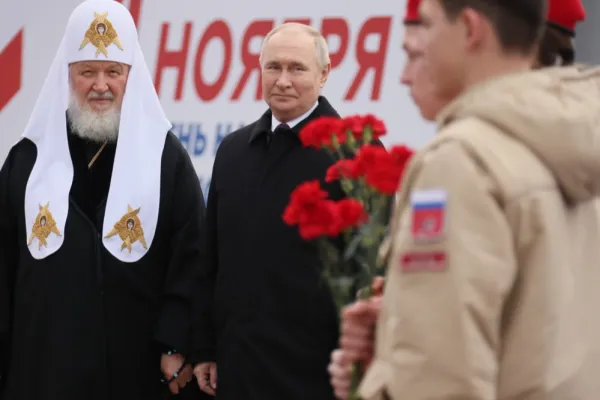 Presa rusa independentă, despre politizarea Bisericii și rușii care au ales să tacă