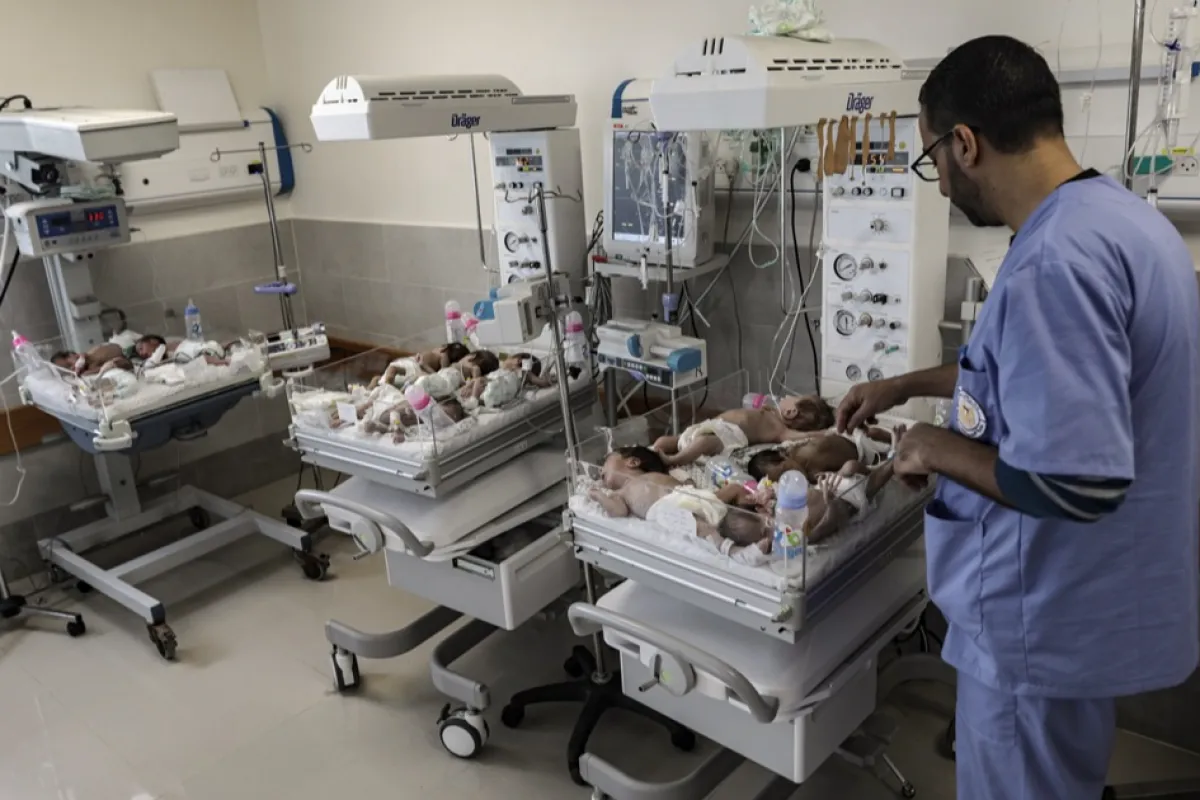 Newborns evacuated from Gaza hospital prepare to be transferred to Egypt