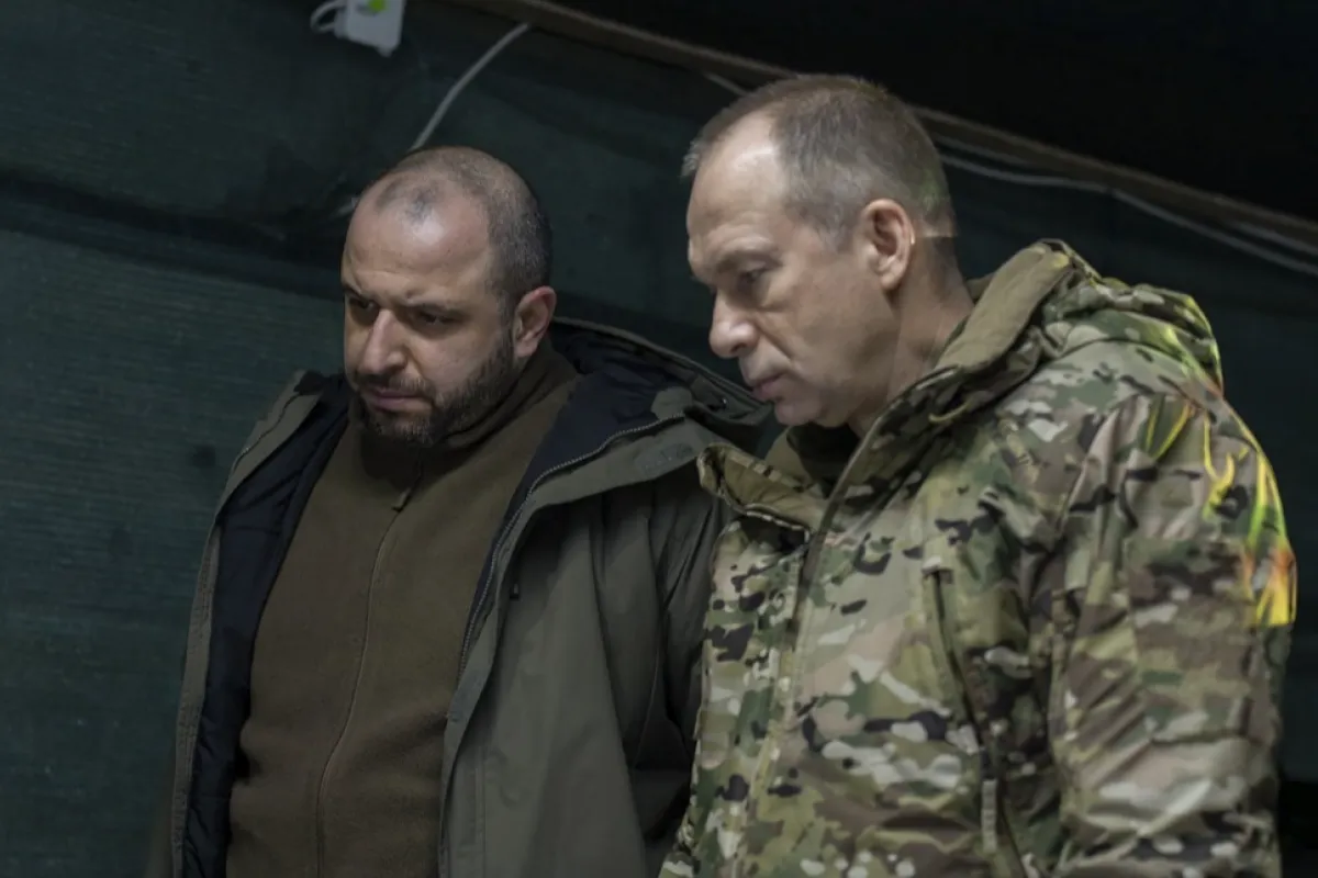 Ukraine’s Commander-in-Chief and Defense Minister visit frontline