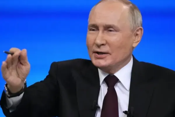 Vladimir Putin spune că se opune prezenței armelor nucleare în spațiu