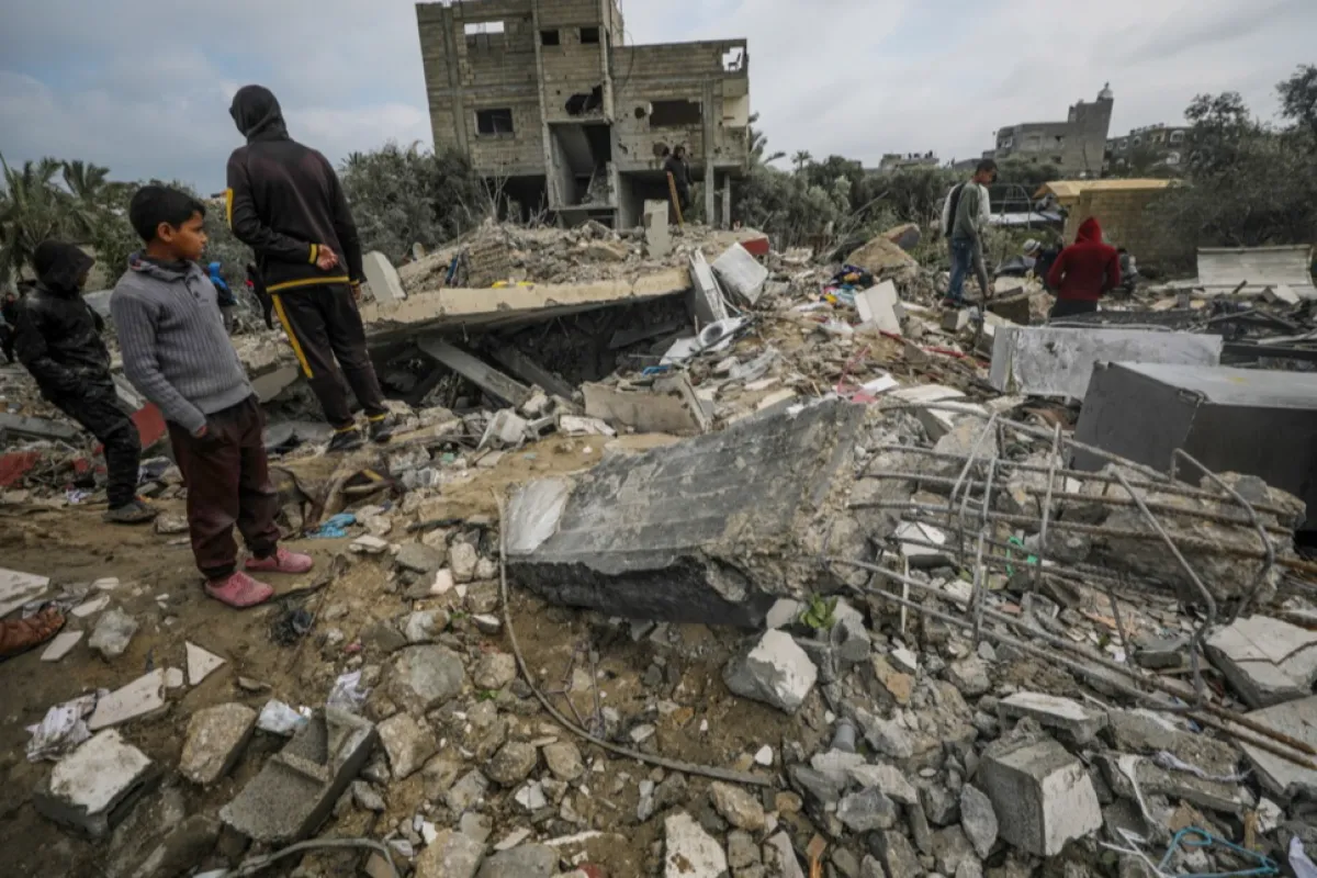 Israeli air strike on Al Nusairat refugee camp