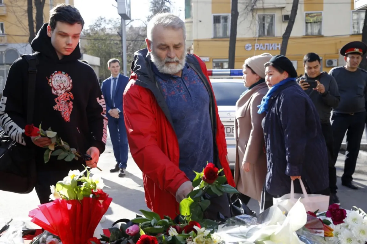 Kyrgyz people pay their respects to the victims of the Crocus City Hall terrorist attack