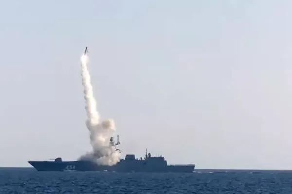 Rusia și-a înmulțit atacurile cu rachete supersonice asupra Kievului