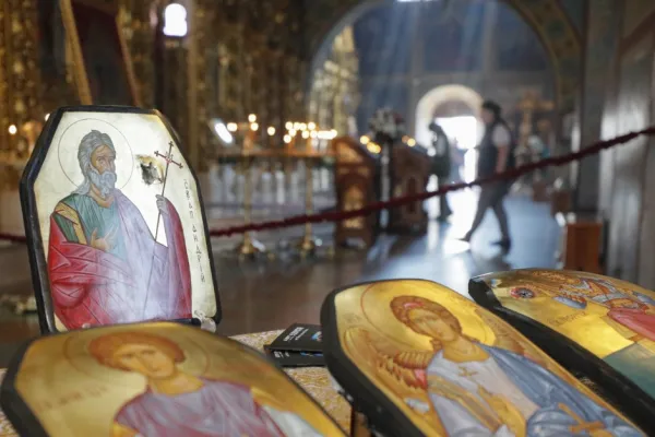 Securiștii ruși pretind c-au găsit explozibili în icoane ortodoxe