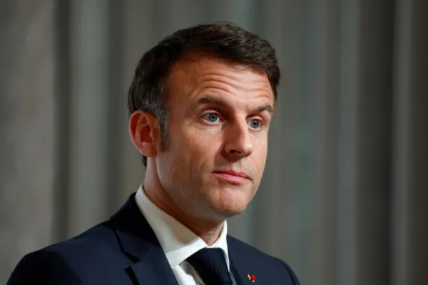 Președintele Franței denunță amenințările Rusiei