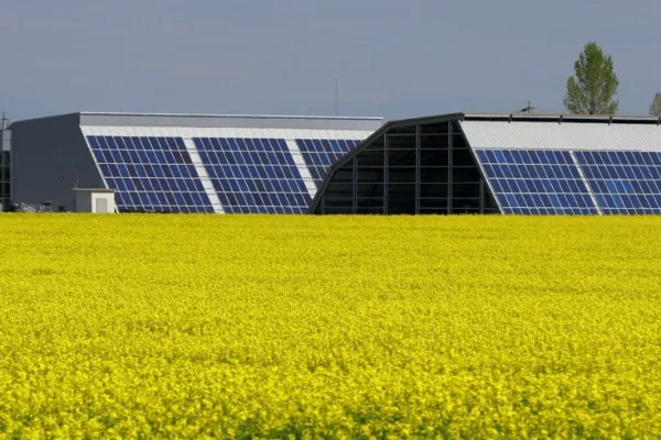 A fost pusă în funcțiune cea mai mare unitate de stocare a energiei regenerabile din România