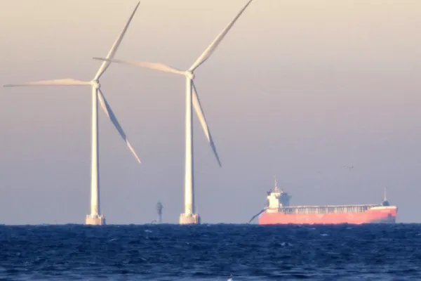 Legea energiei eoliene offshore a fost adoptată și de Camera Deputaților
