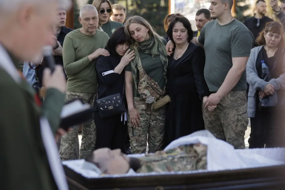 Kyiv bids farewell to Ukrainian servicemen killed in Donetsk