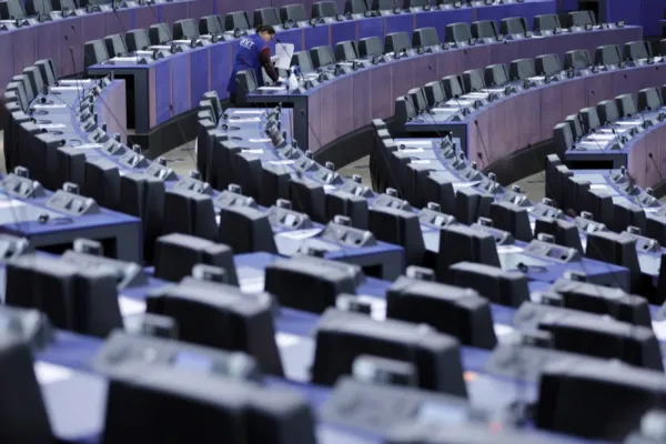 Interes crescut al românilor pentru alegerile europarlamentare